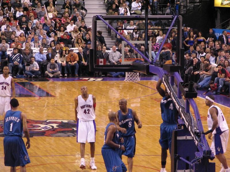 Raptors - 02.04.2005 337.jpg